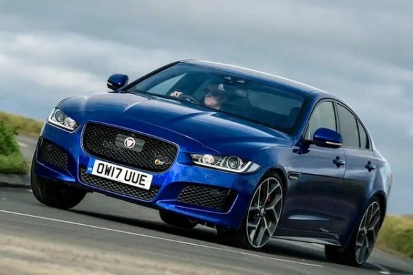 Най-малкият седан на Jaguar не е най-добрият показател за надеждност - шокиращите 48% от колите, според собствениците, са претърпели повреда. Проблеми със спирачките са засегнали 17% от автомобилите, а проблемите с двигателя - други 13%. Има и оплаквания от акумулатора, както и различни електрически компоненти и изпускателната система. Добрата новина е, че 42% от ремонтните дейности са извършени безплатно и повечето сметки за ремонт са ниски. Повечето автомобили все още могат да се карат, а четири от пет са ремонтирани за по-малко от седмица.
Рейтинг на надеждност 68,5%